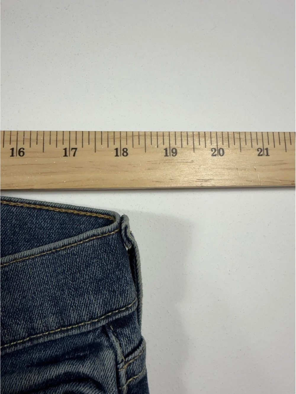 Hollister Mens Jeans 38x32 Straight Blue Medium Wash Denim Pants